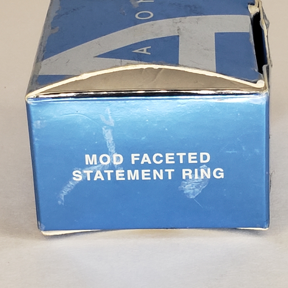 Avon Silver And Crystal Statement Ring - image 7